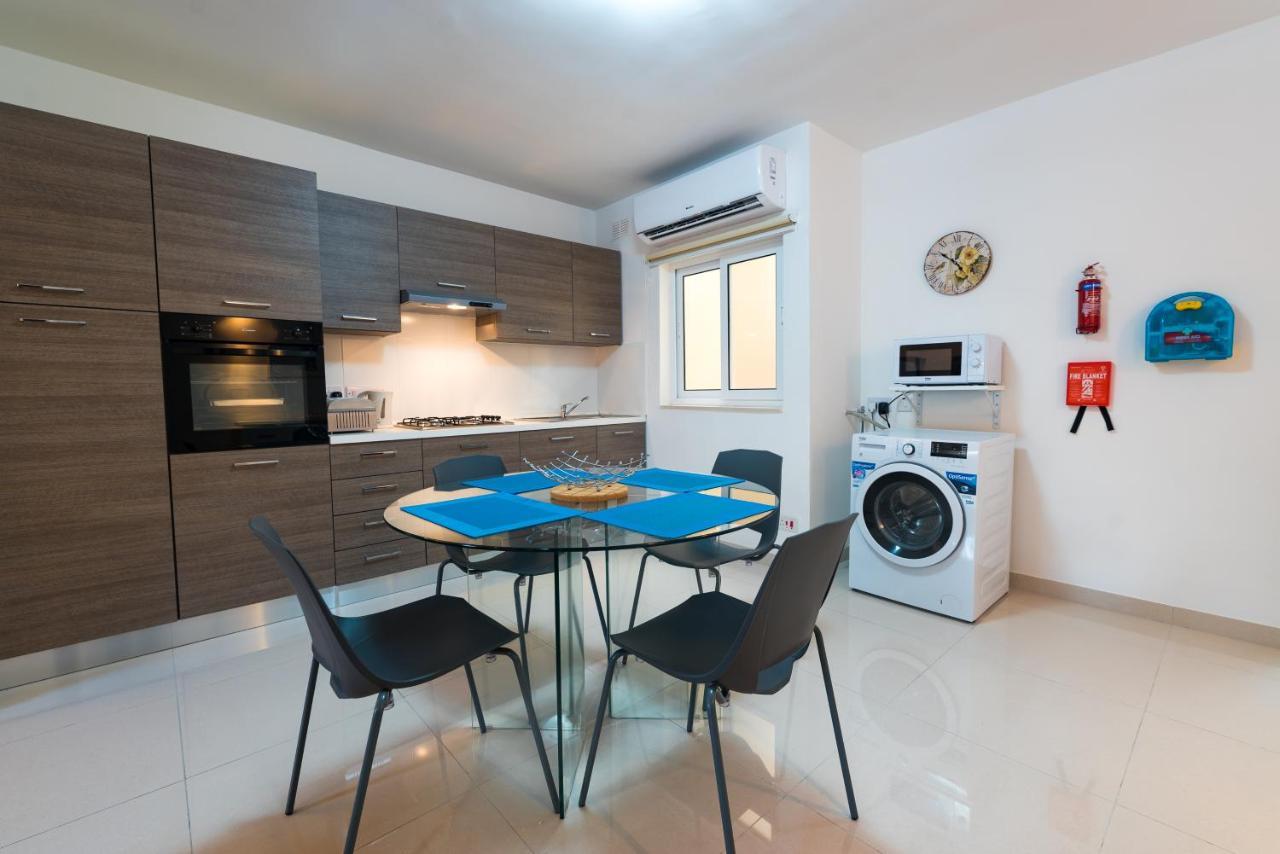 Sh5A-Qawra Prime Location 2 Bedroom Apartment St. Paul's Bay Dış mekan fotoğraf