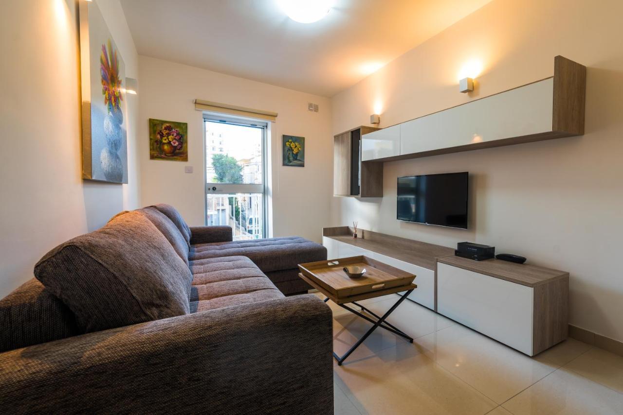 Sh5A-Qawra Prime Location 2 Bedroom Apartment St. Paul's Bay Dış mekan fotoğraf